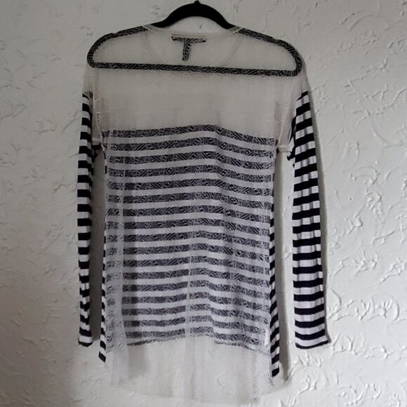 Bcbg Lexi Lace Crew Neck Top With High-Low hem - Picture 5 of 5